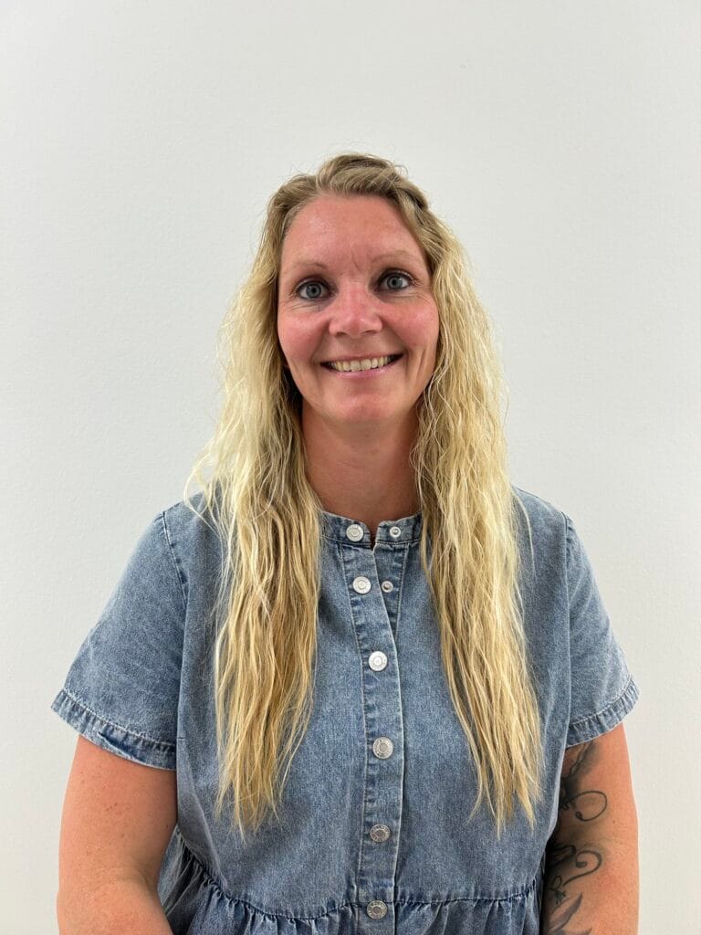 Pia B. M. Jacobsen fra Plum Safety – kunde hos DESLERS trykkeri
